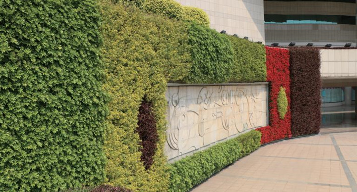 Application of Leiyuan Vertical Greening Plant Containers